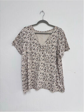 Women's Essentials by Maggie Beige Floral Short Sleeve Tee 28W cotton